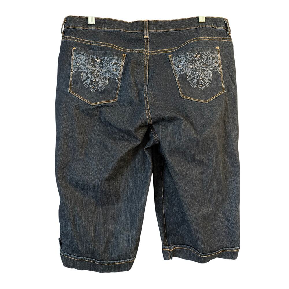Gloria Vanderbilt Women's Plus Size Dark Wash Jordyn Skimmer Capri Jeans Size 16 - Picture 2 of 5